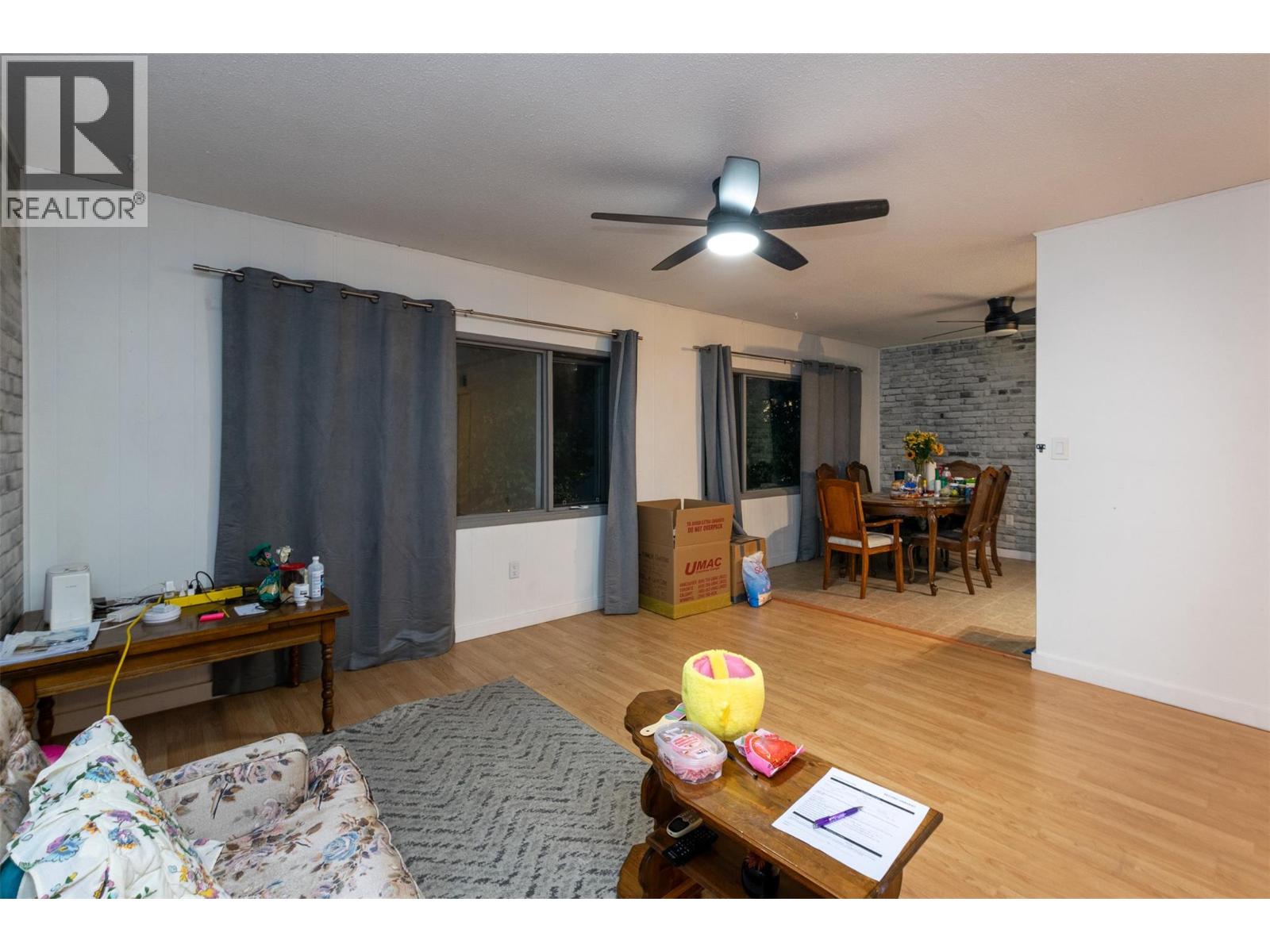 261 Alexander Street Northeast, Salmon Arm