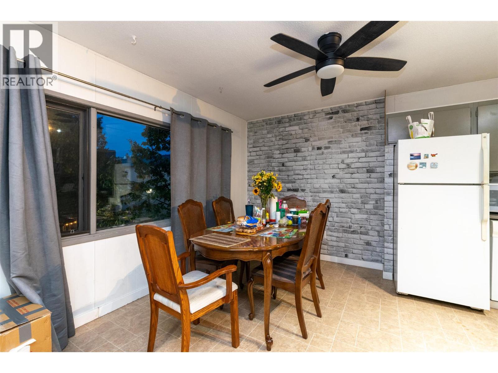 261 Alexander Street Northeast, Salmon Arm