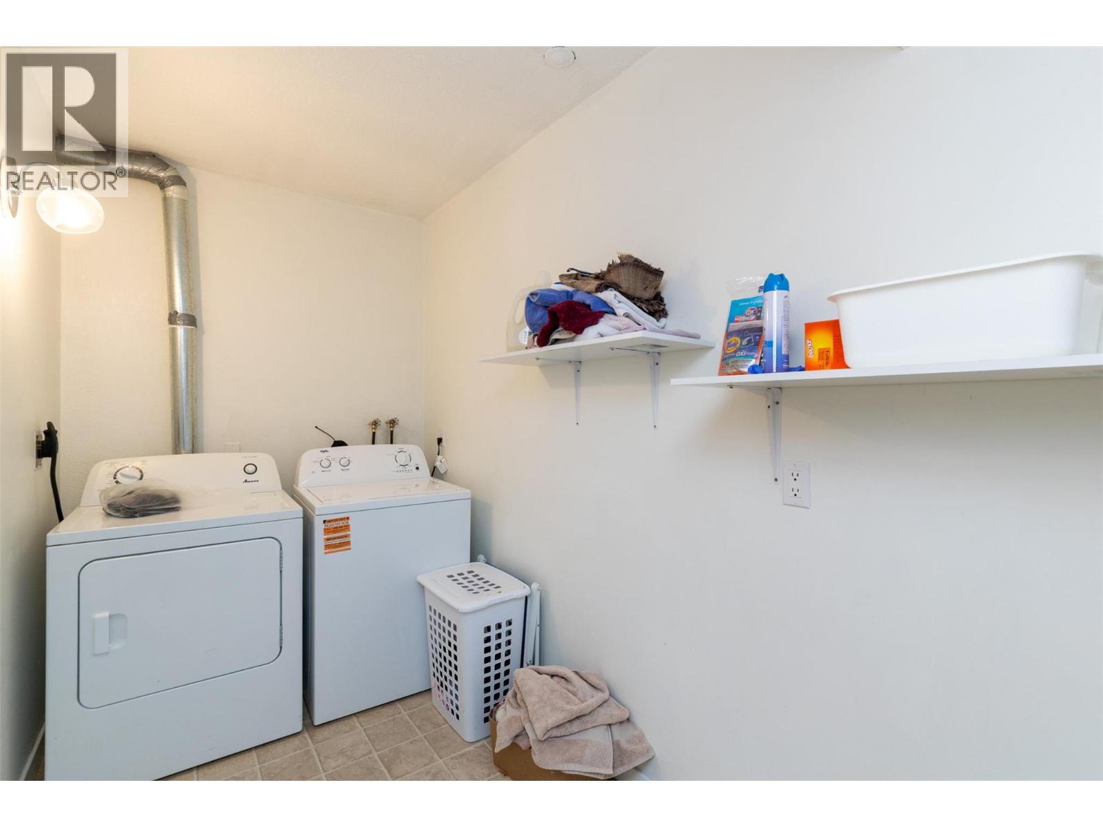 261 Alexander Street Northeast, Salmon Arm