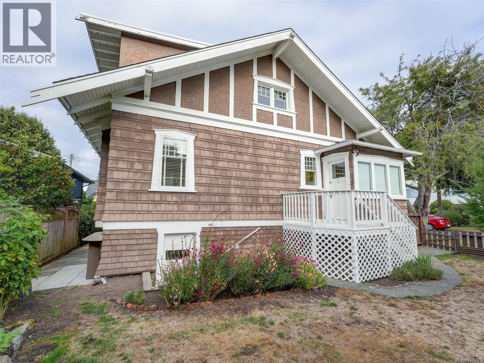  273 Linden Avenue, Victoria