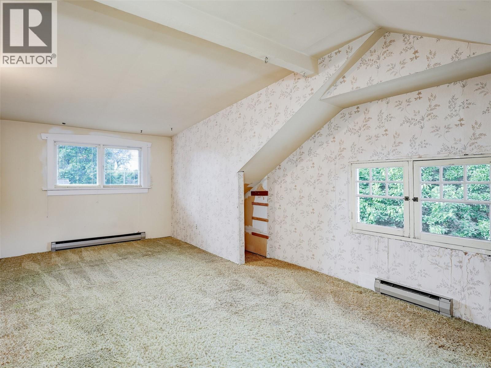  273 Linden Avenue, Victoria