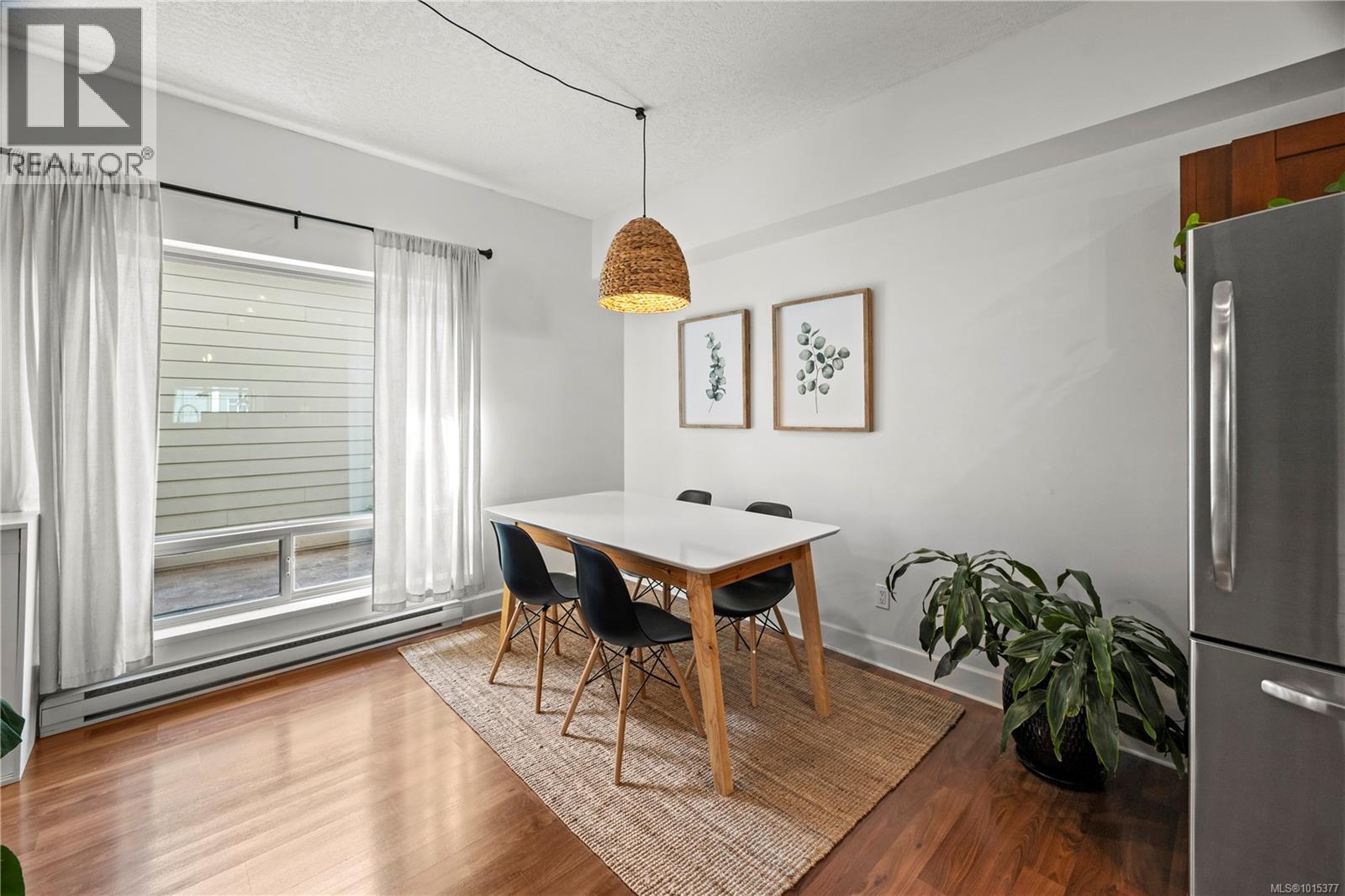 203 785 Station Avenue, Langford