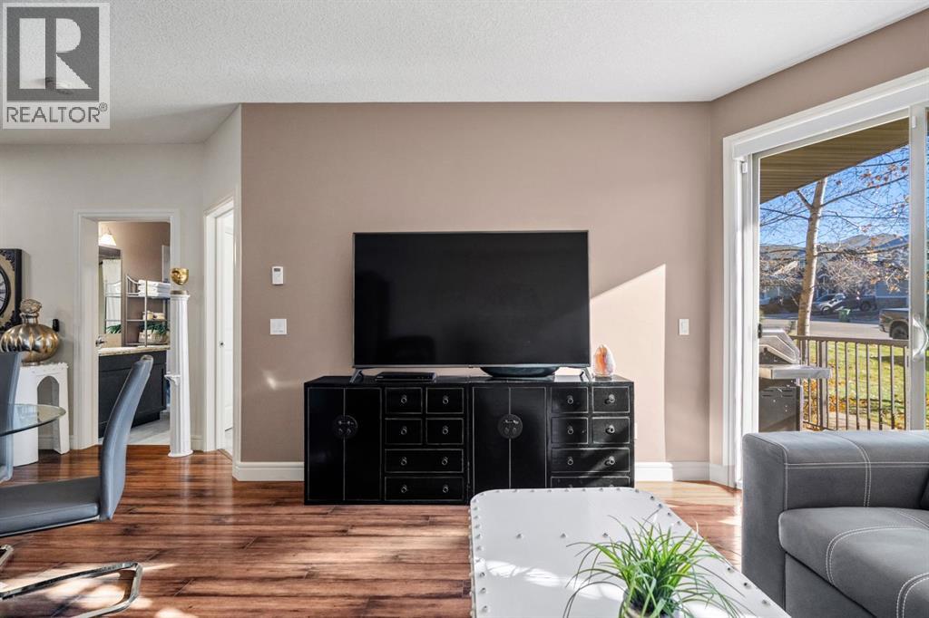 15 Sunset Square, Cochrane