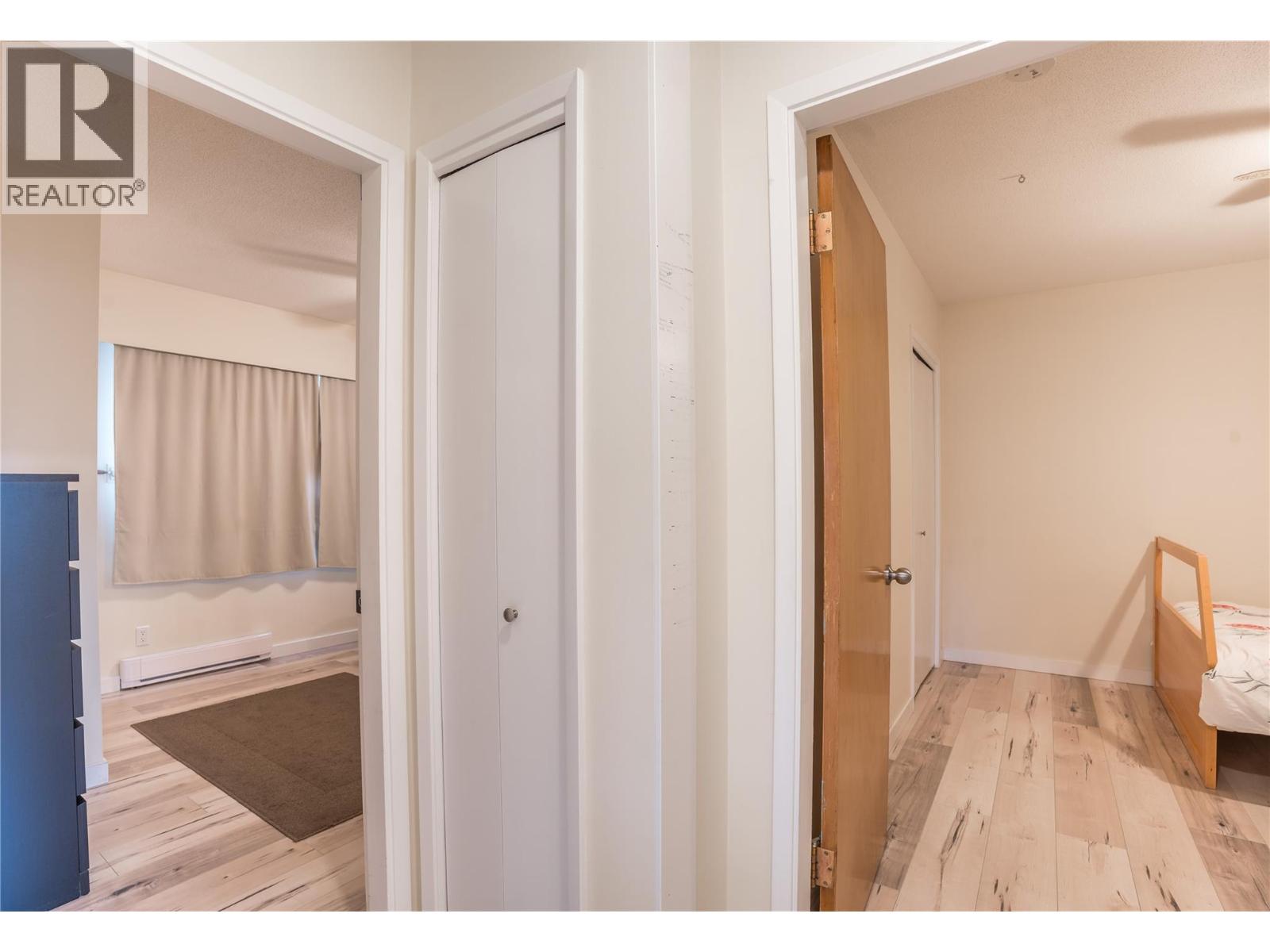  5010 CROIL Avenue, Summerland