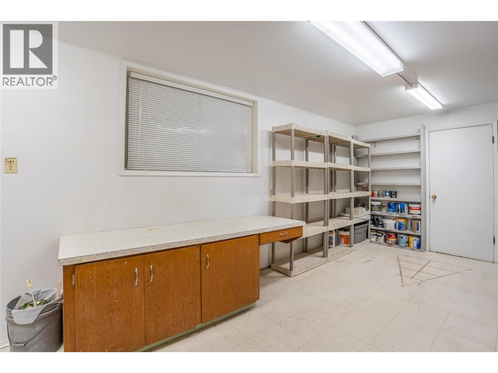  5010 CROIL Avenue, Summerland