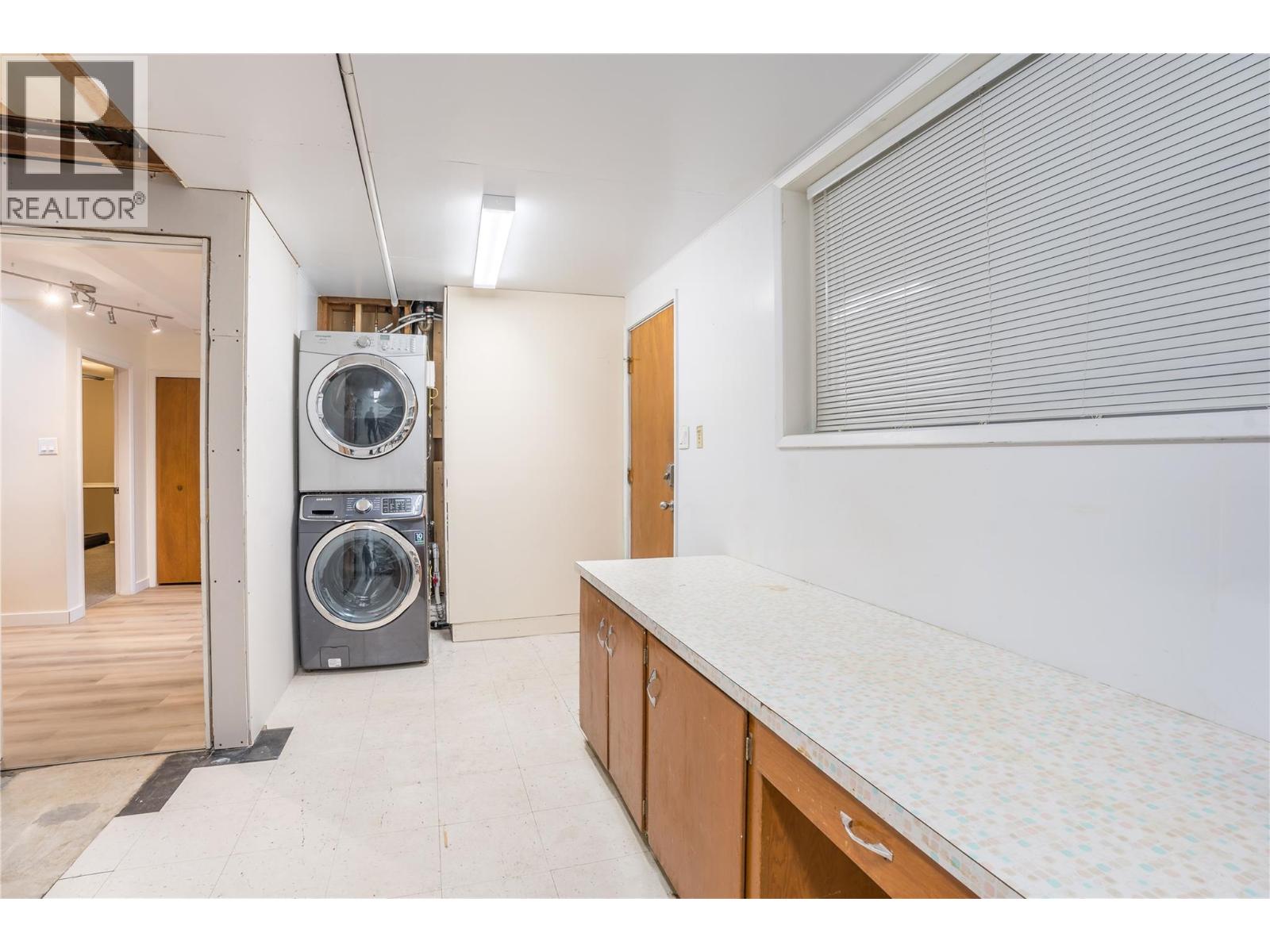  5010 CROIL Avenue, Summerland