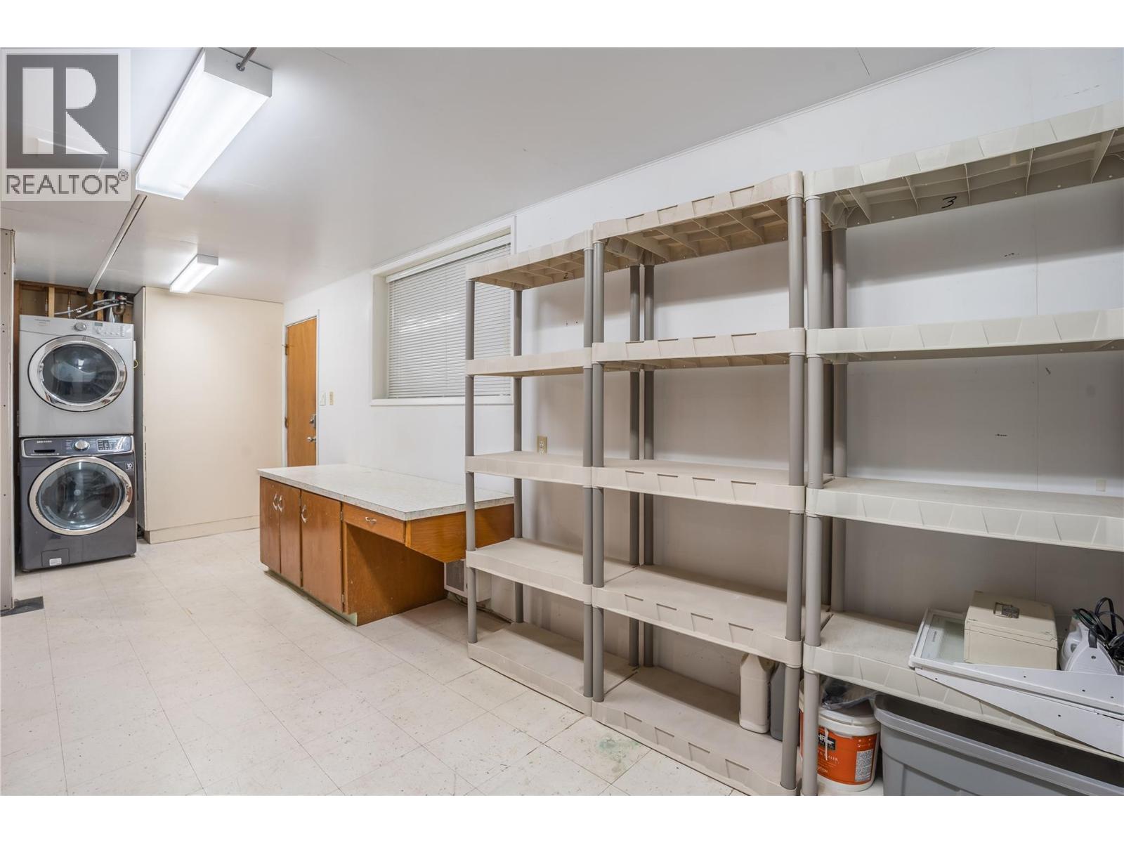  5010 CROIL Avenue, Summerland