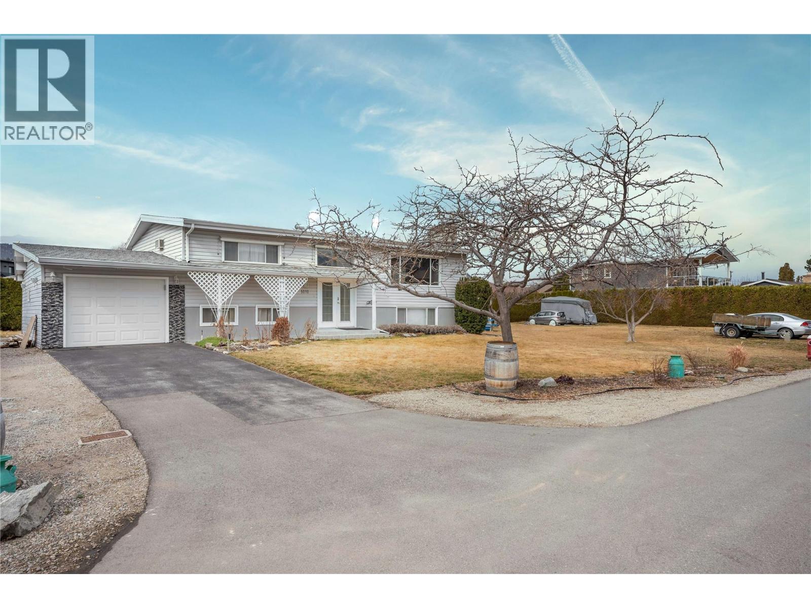  5010 CROIL Avenue, Summerland