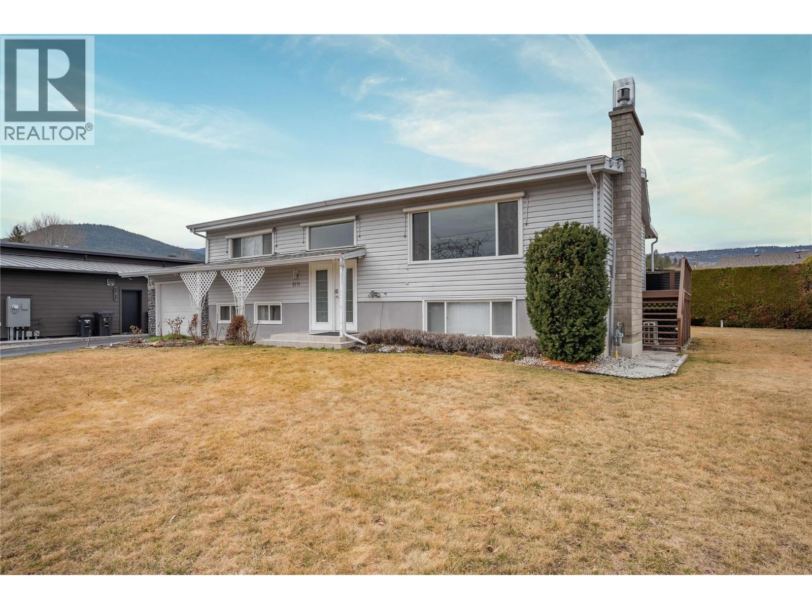  5010 CROIL Avenue, Summerland