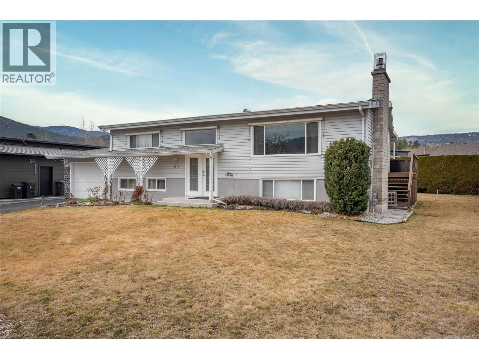  5010 CROIL Avenue, Summerland