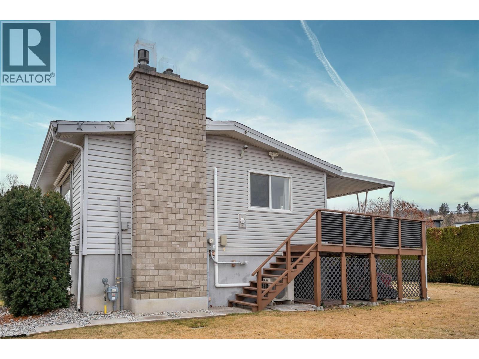  5010 CROIL Avenue, Summerland