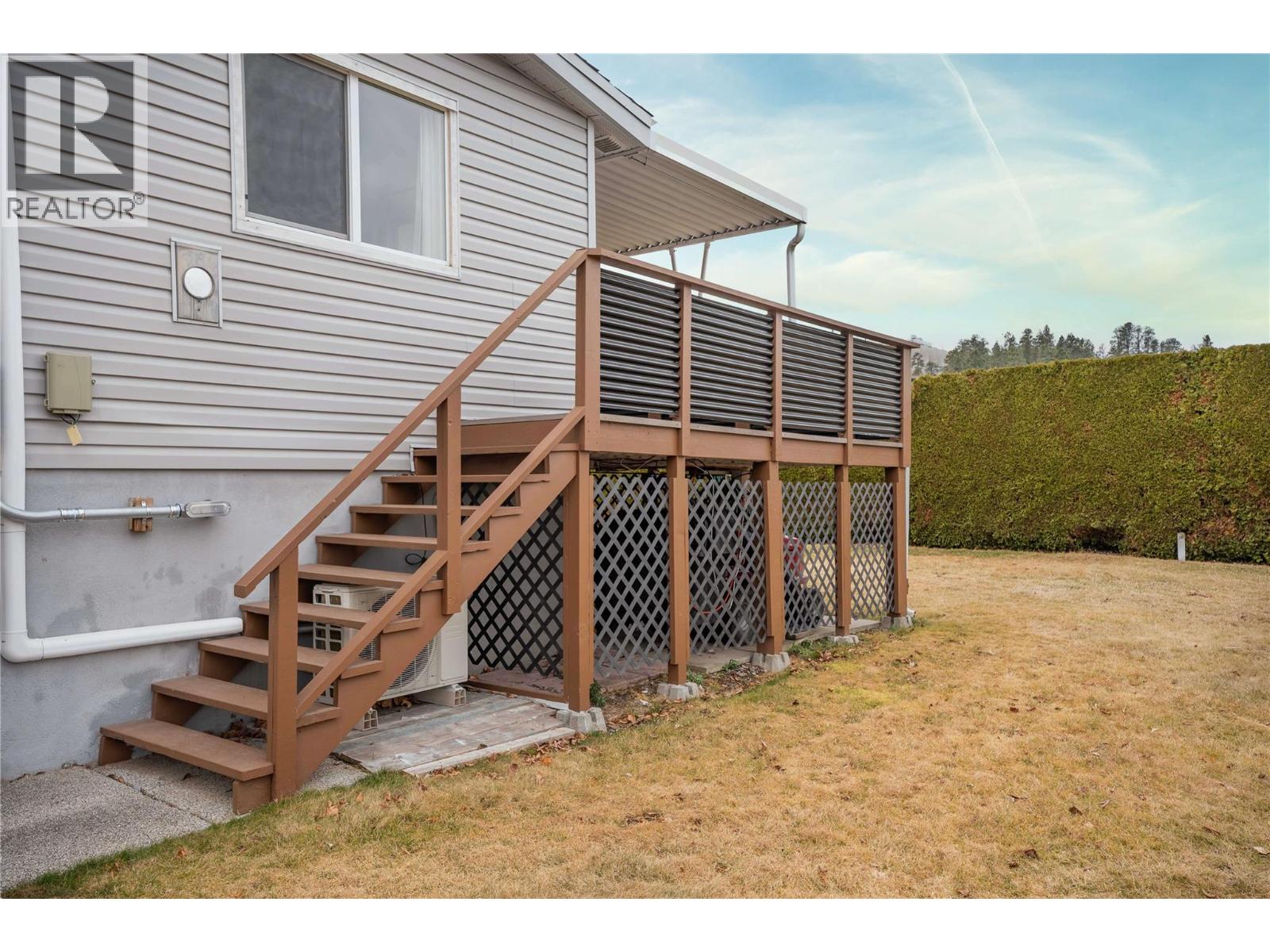  5010 CROIL Avenue, Summerland