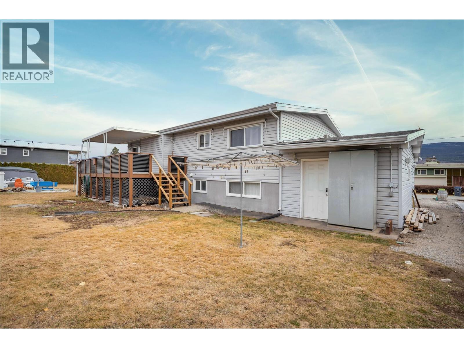  5010 CROIL Avenue, Summerland