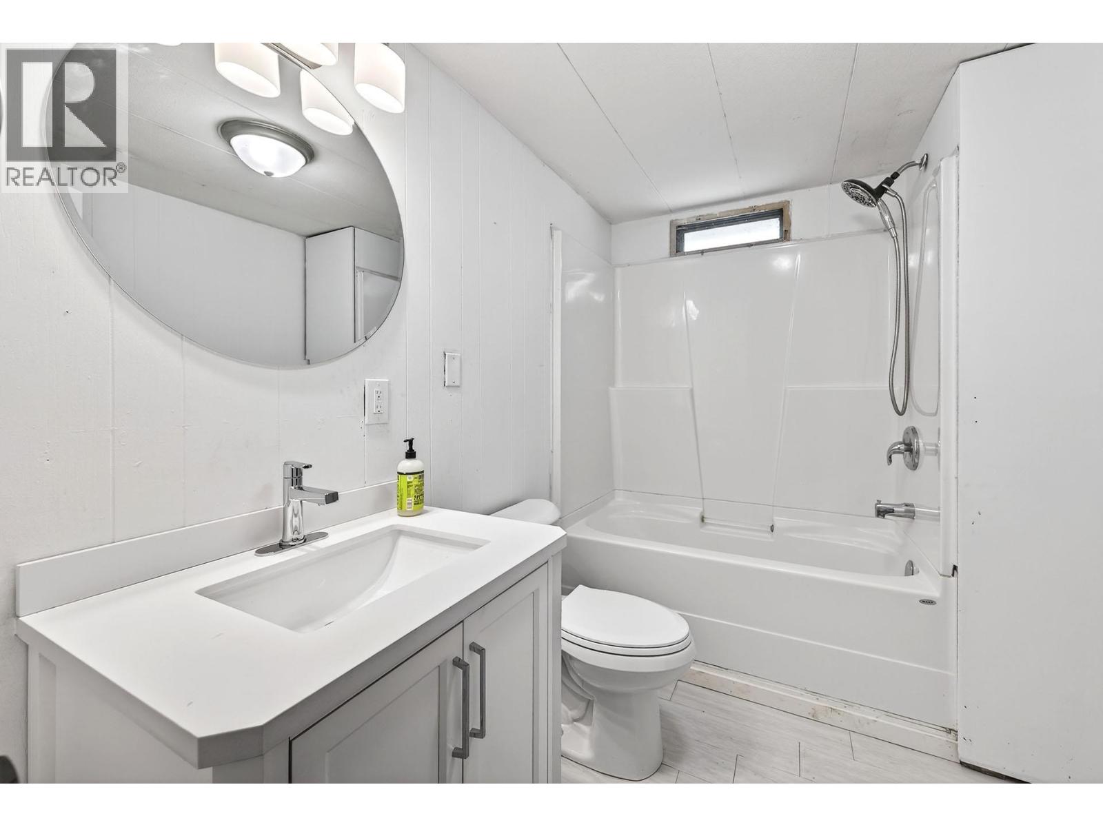 888 BARRIERE LAKES ROAD - 27