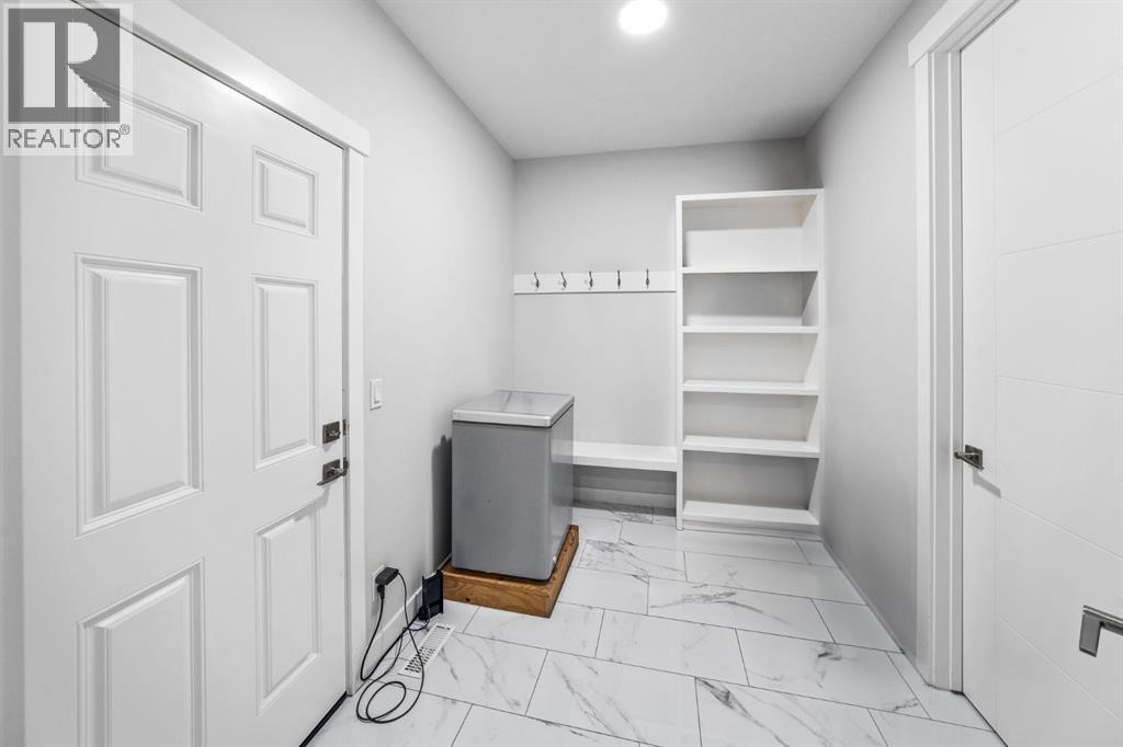 Single Family House for Sale in  Mystic Ridge Way SW Springbank Hill Calgary 