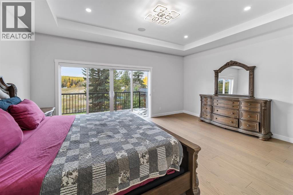 Single Family House for Sale in  Mystic Ridge Way SW Springbank Hill Calgary 