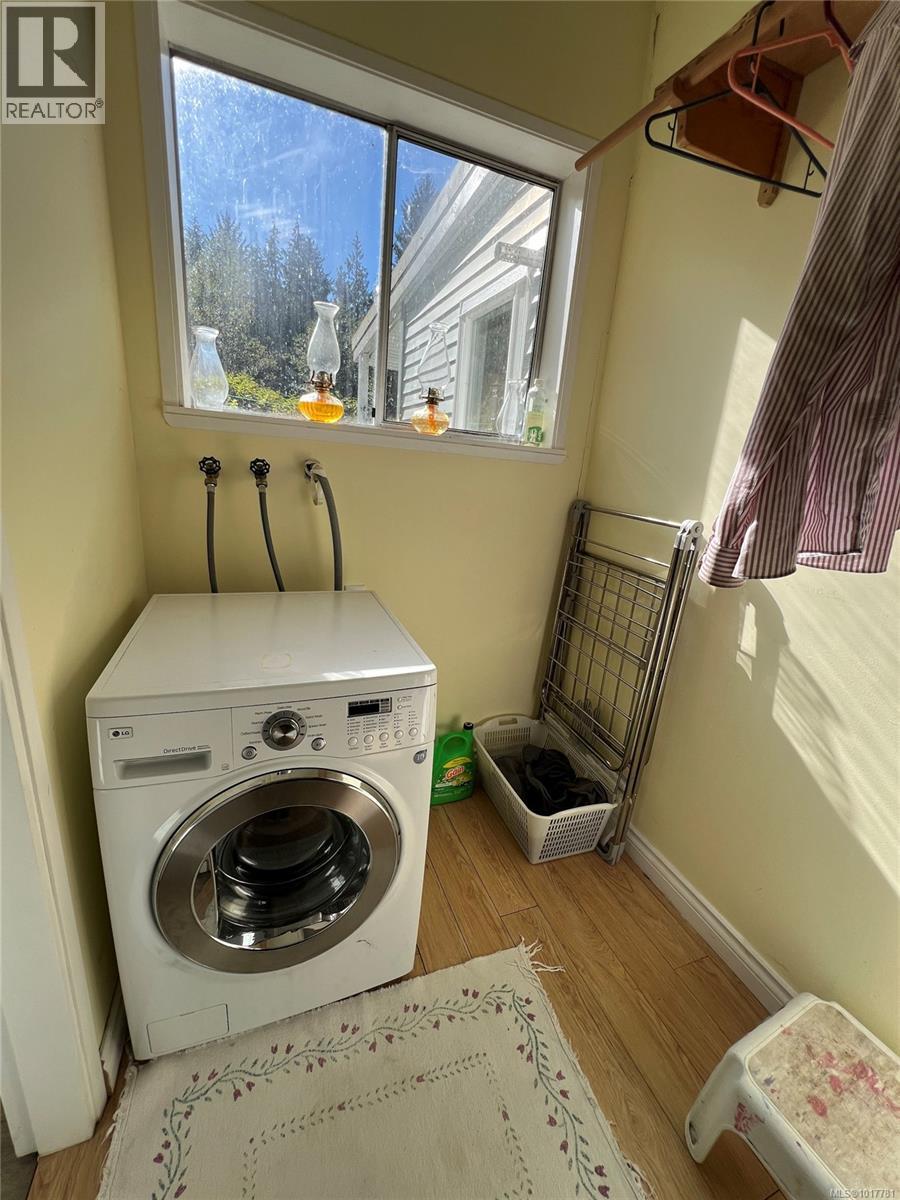 0 Rupert Inlet - 12