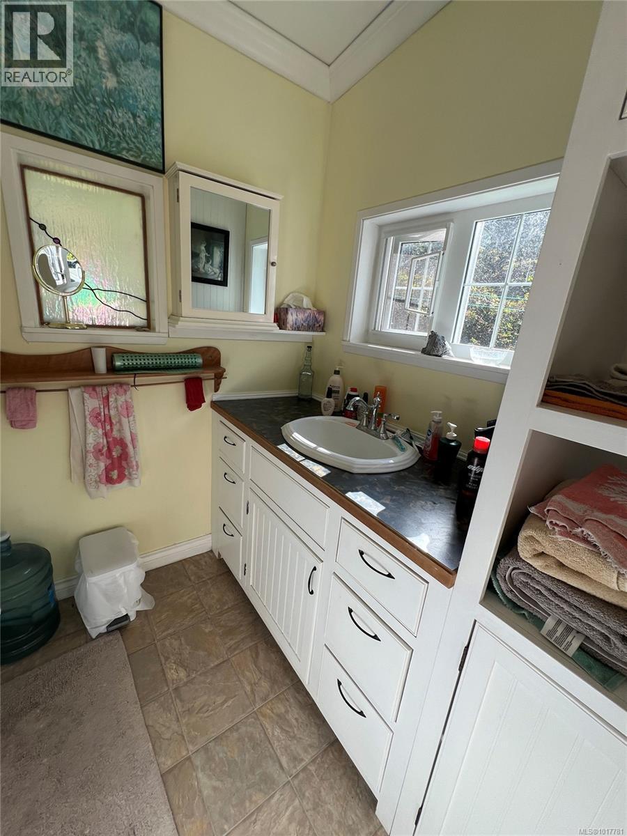 0 Rupert Inlet - 13