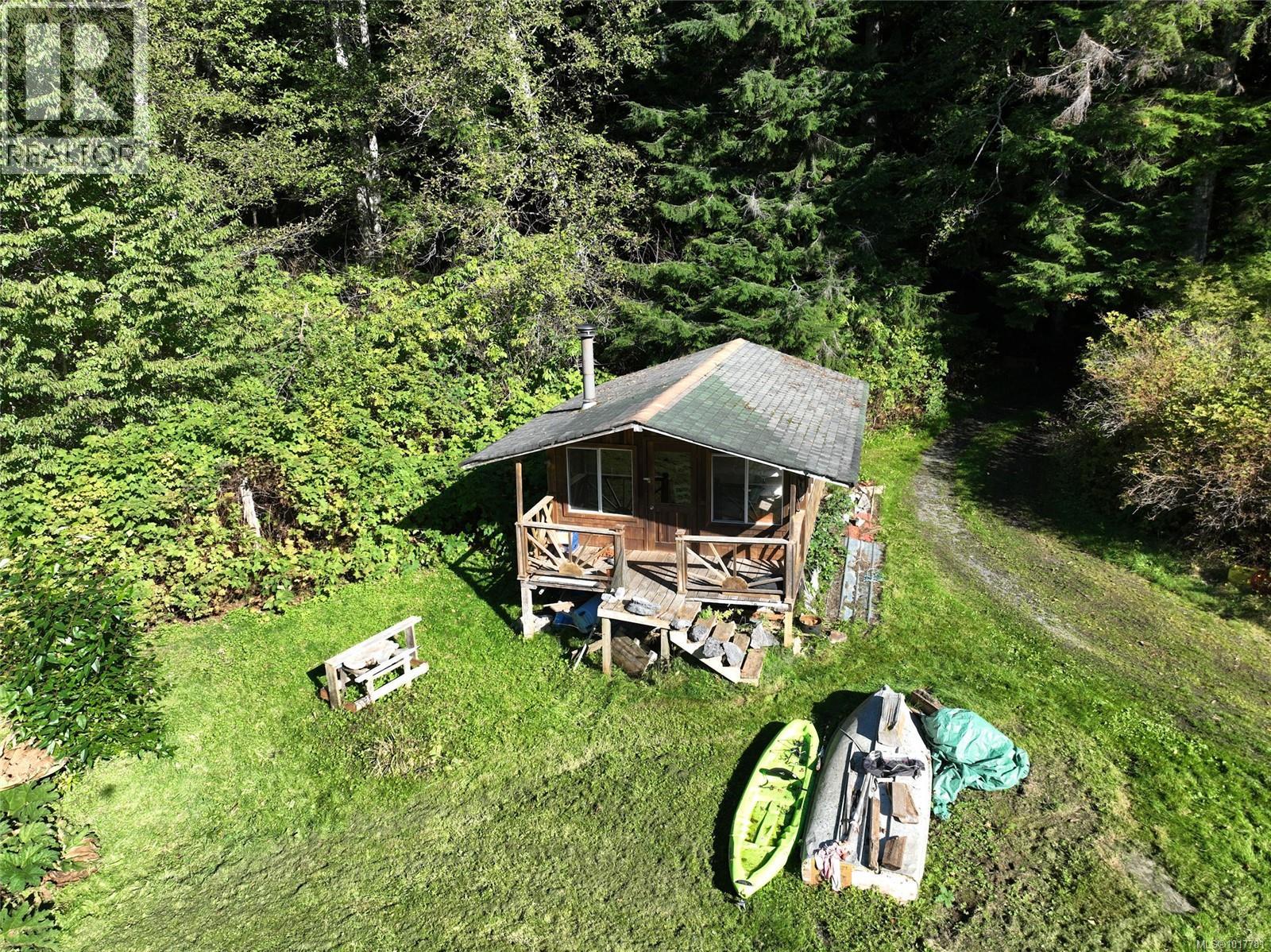 0 Rupert Inlet - 17