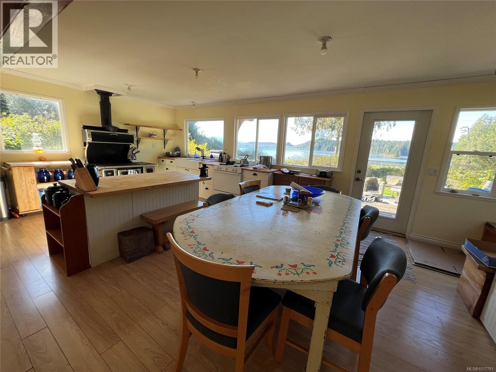 0 Rupert Inlet - 7