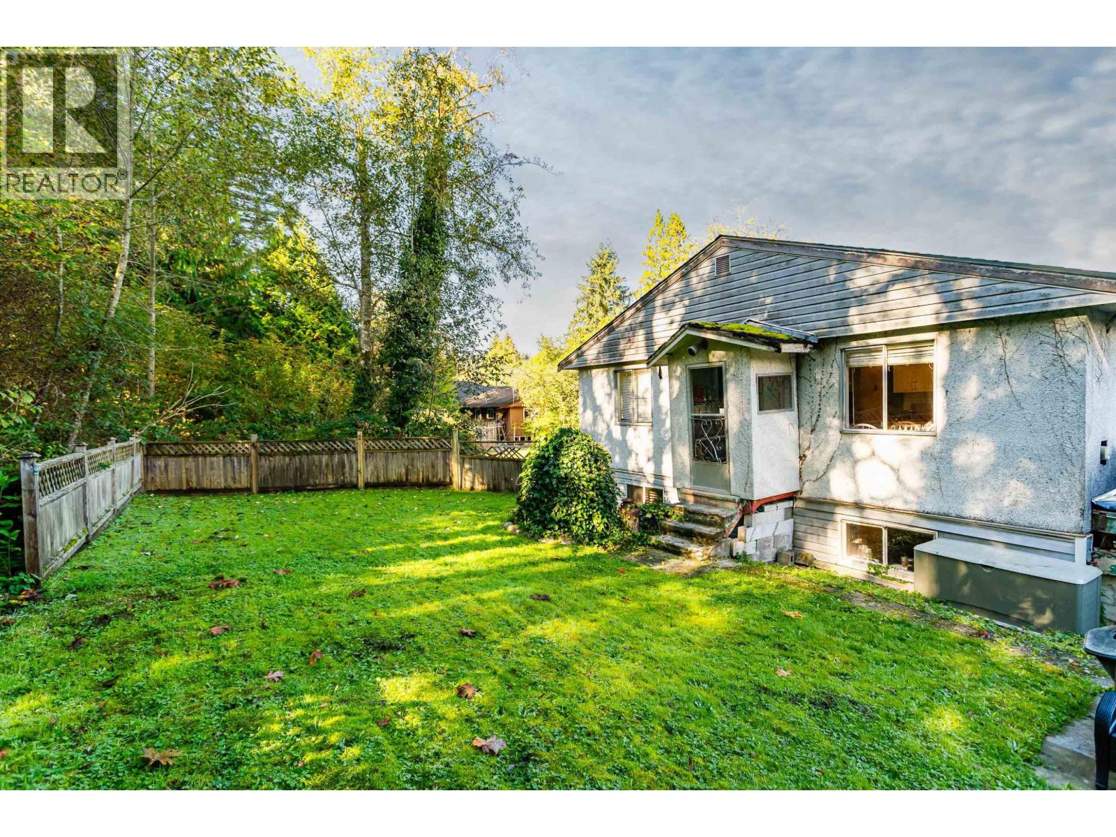 2210 HOPE STREET, Port Moody