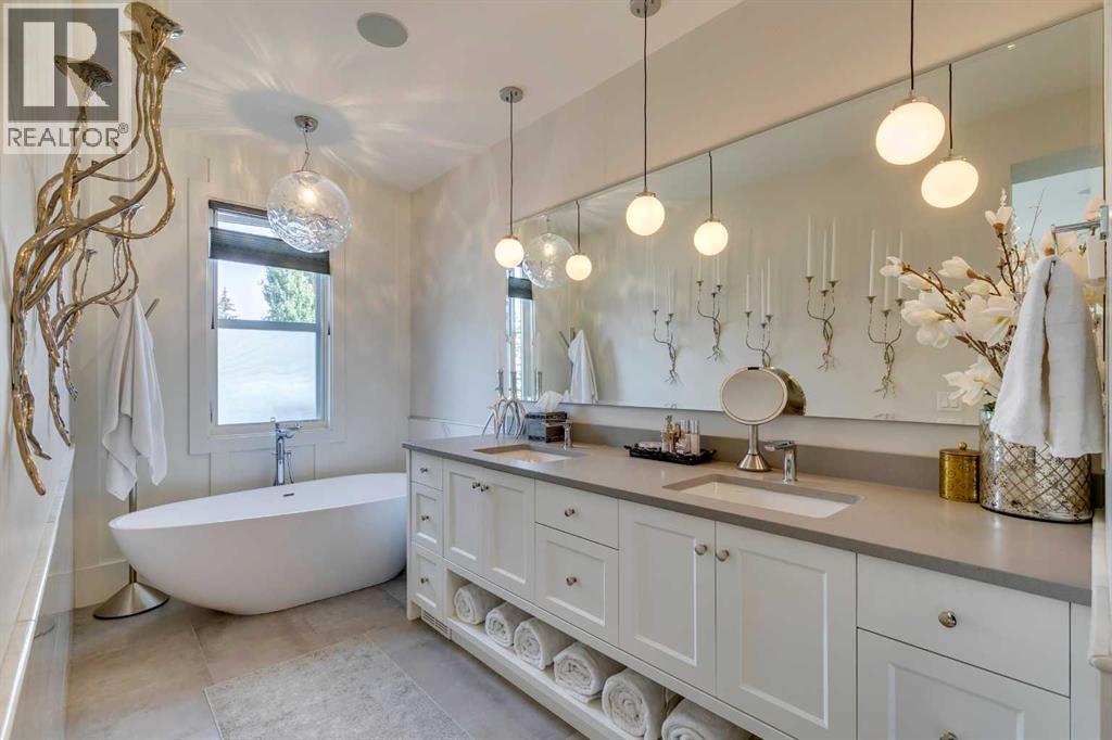 Single Family House for Sale in   Avenue SW Bankview Calgary 