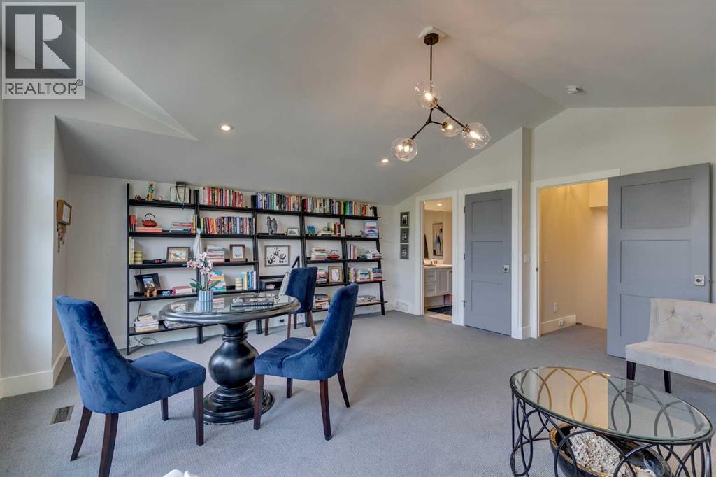 Single Family House for Sale in   Avenue SW Bankview Calgary 