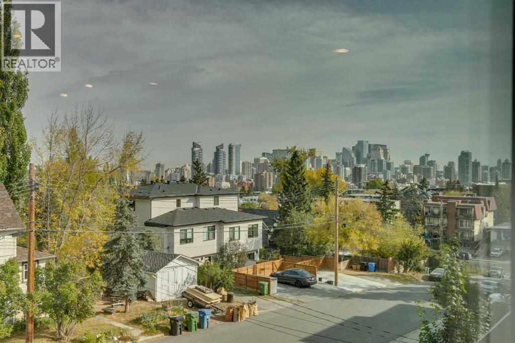 Single Family House for Sale in   Avenue SW Bankview Calgary 