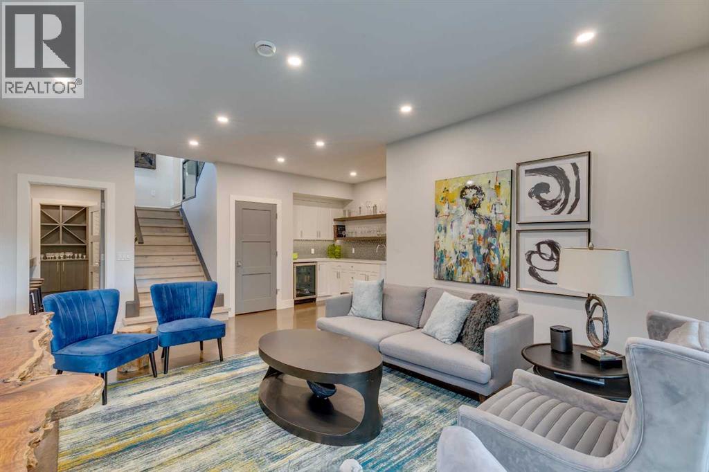 Single Family House for Sale in   Avenue SW Bankview Calgary 