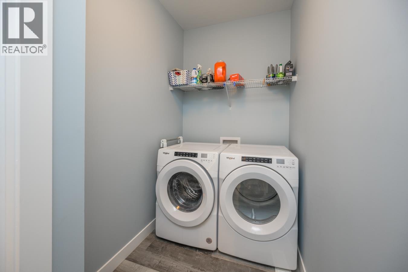 402 2425 ROWE STREET, Prince George