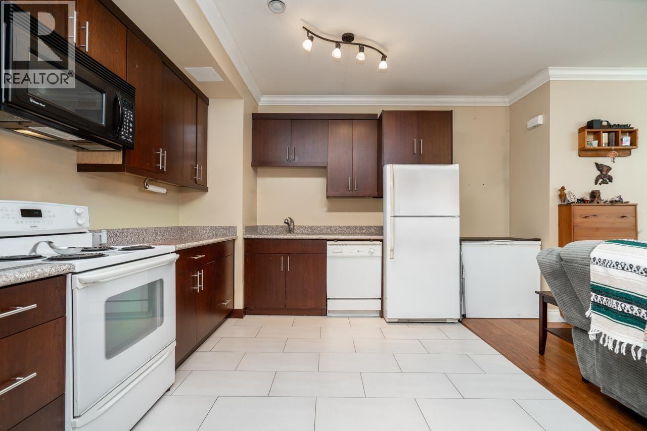 1935 BRUNETTE AVENUE, Coquitlam