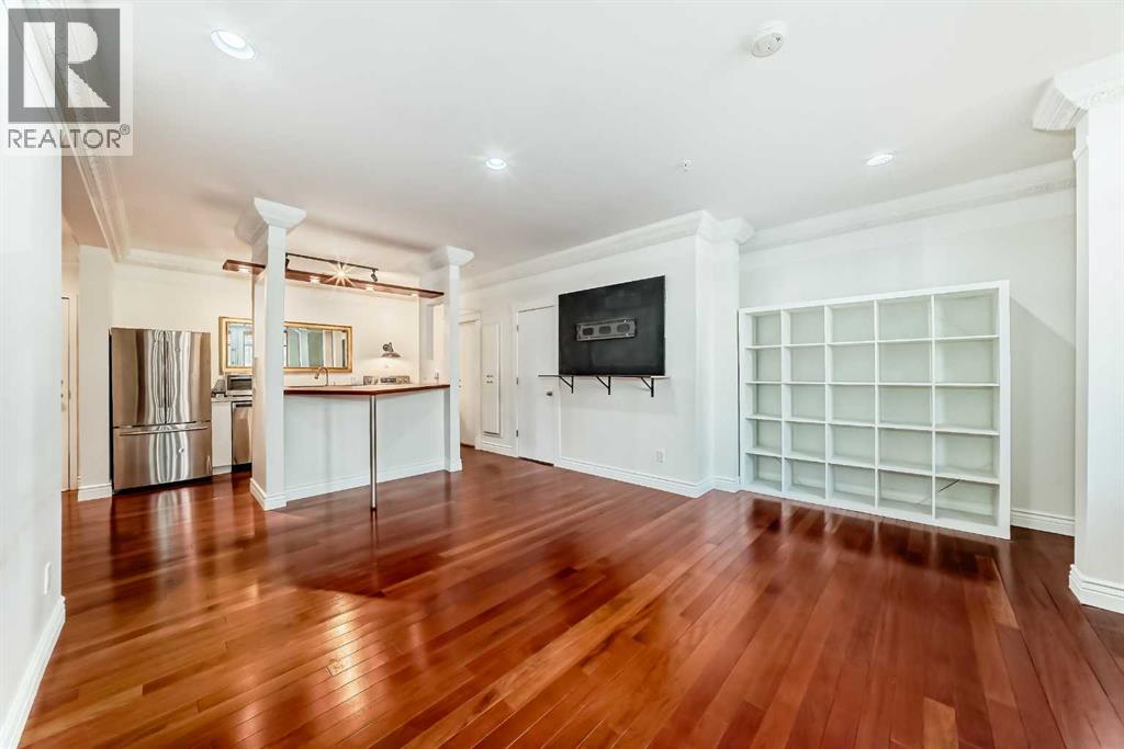 111, 1410 2 Street SW, Calgary, Alberta