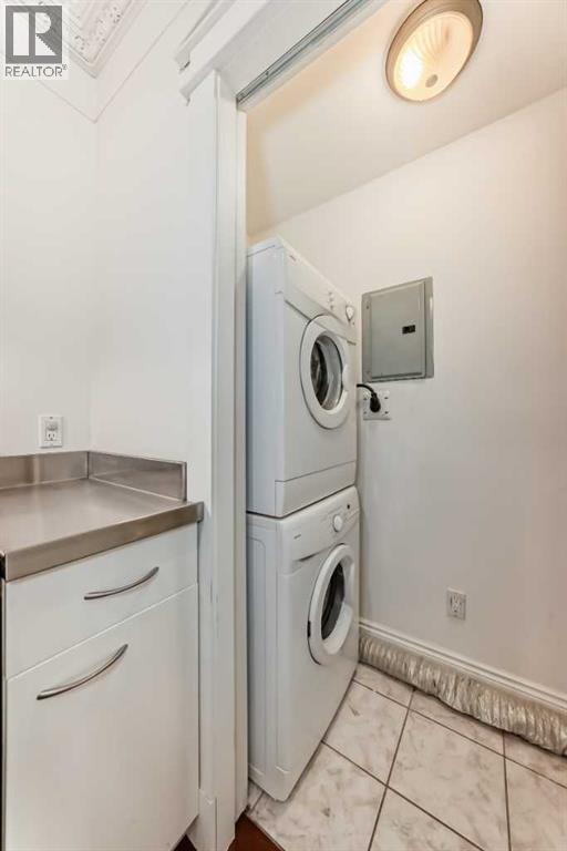 Single Family House for Sale in    Street SW Beltline Calgary 