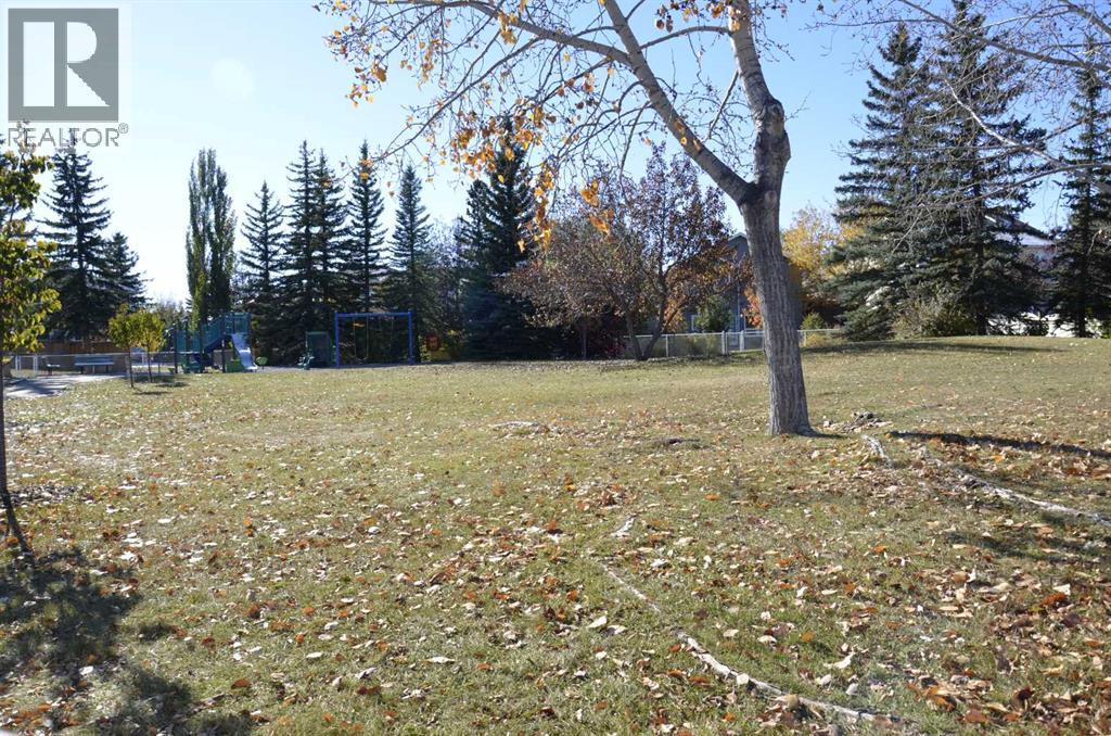 Single Family House for Sale in  Shawbrooke Court SW Shawnessy Calgary 