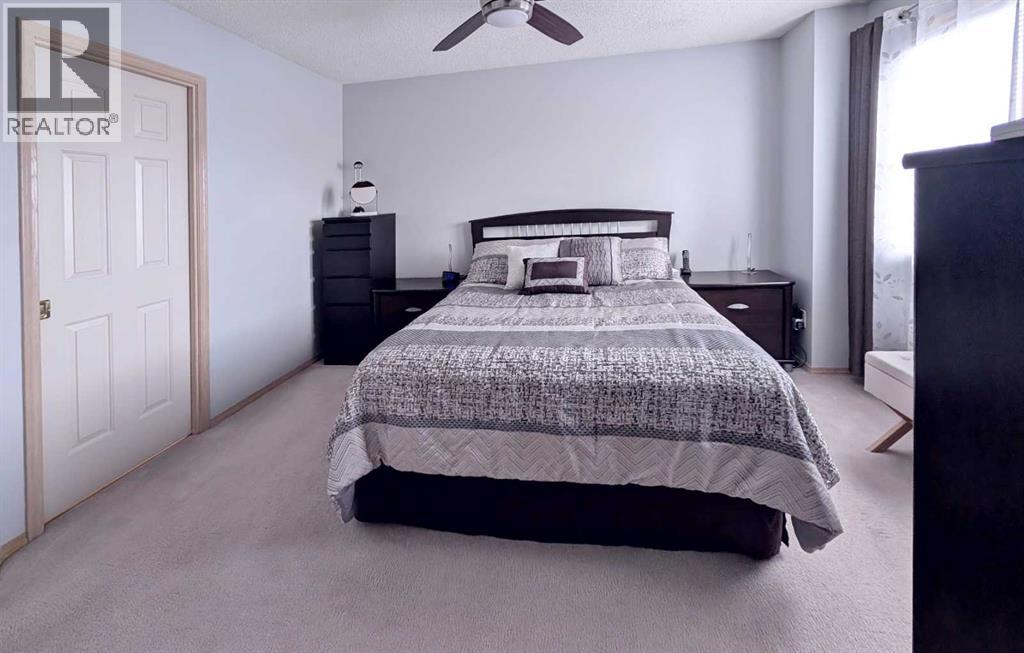 Single Family House for Sale in  Shawbrooke Court SW Shawnessy Calgary 