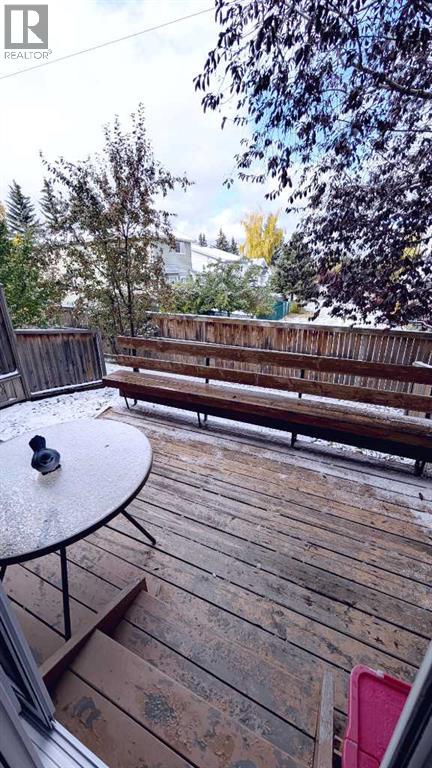 Single Family House for Sale in  Shawbrooke Court SW Shawnessy Calgary 