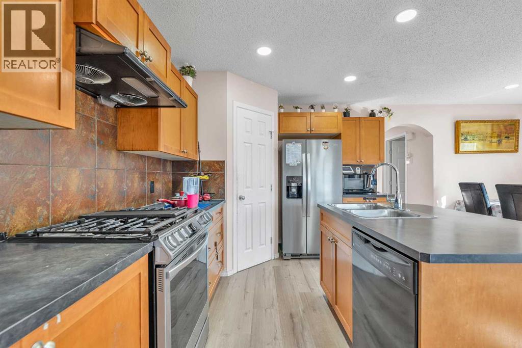 Single Family House for Sale in  Taralake Street NE Taradale Calgary 