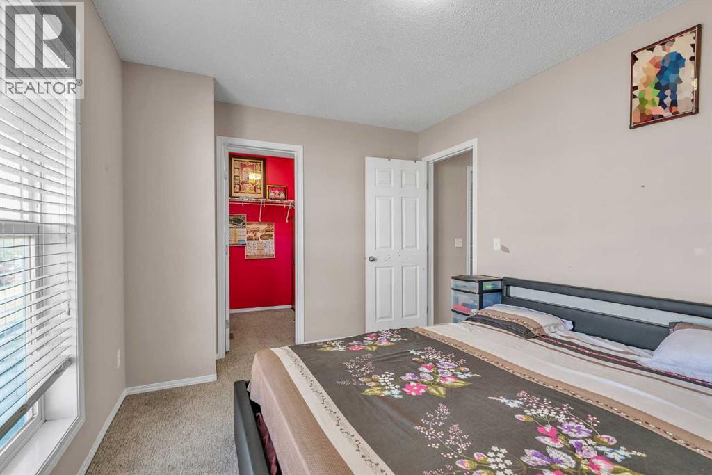 Single Family House for Sale in  Taralake Street NE Taradale Calgary 
