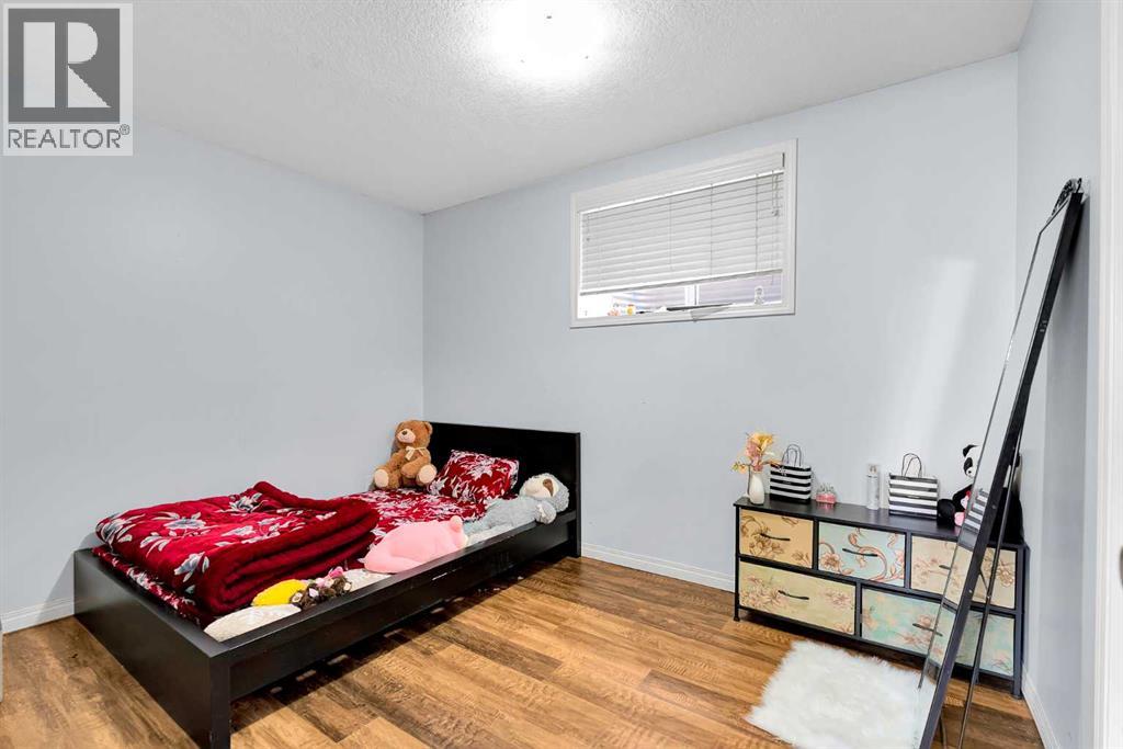 Single Family House for Sale in  Taralake Street NE Taradale Calgary 