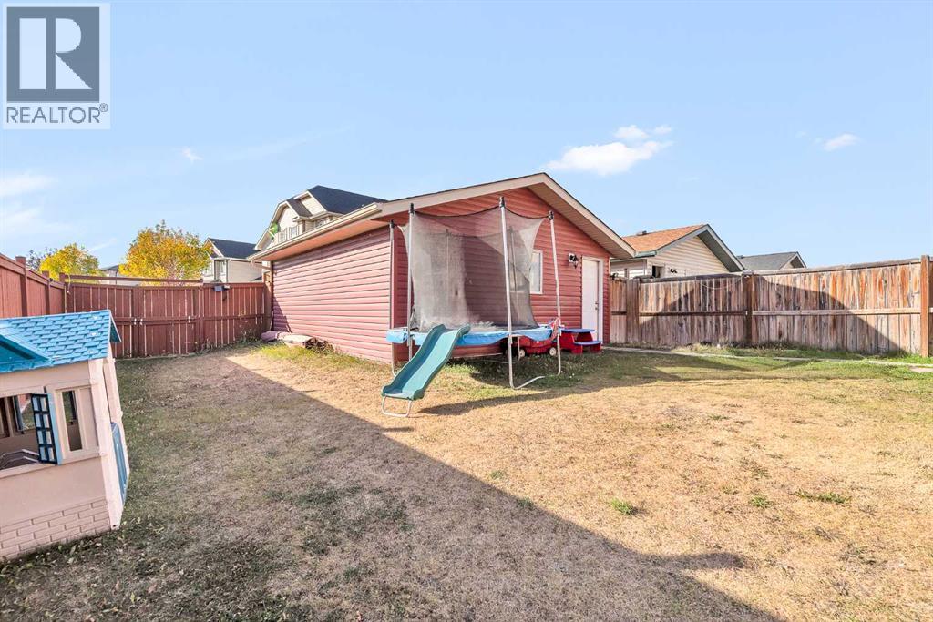 Single Family House for Sale in  Taralake Street NE Taradale Calgary 