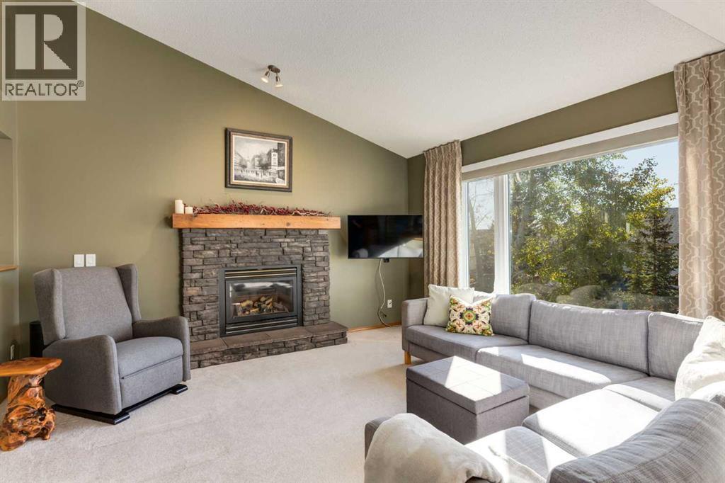 Single Family House for Sale in  Citadel Park NW Citadel Calgary 