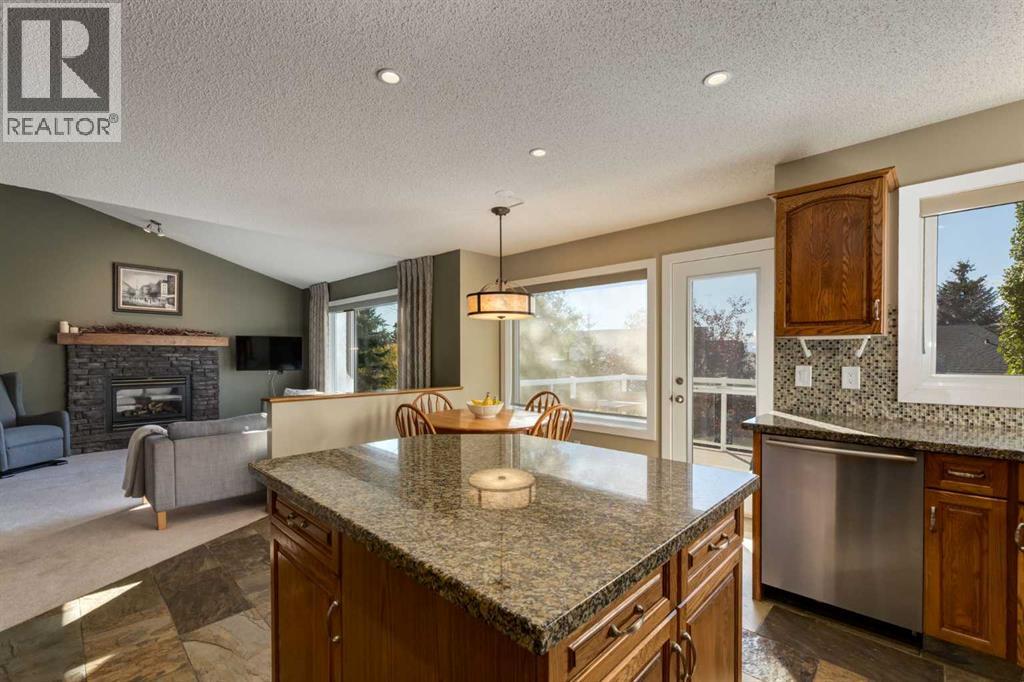 Single Family House for Sale in  Citadel Park NW Citadel Calgary 