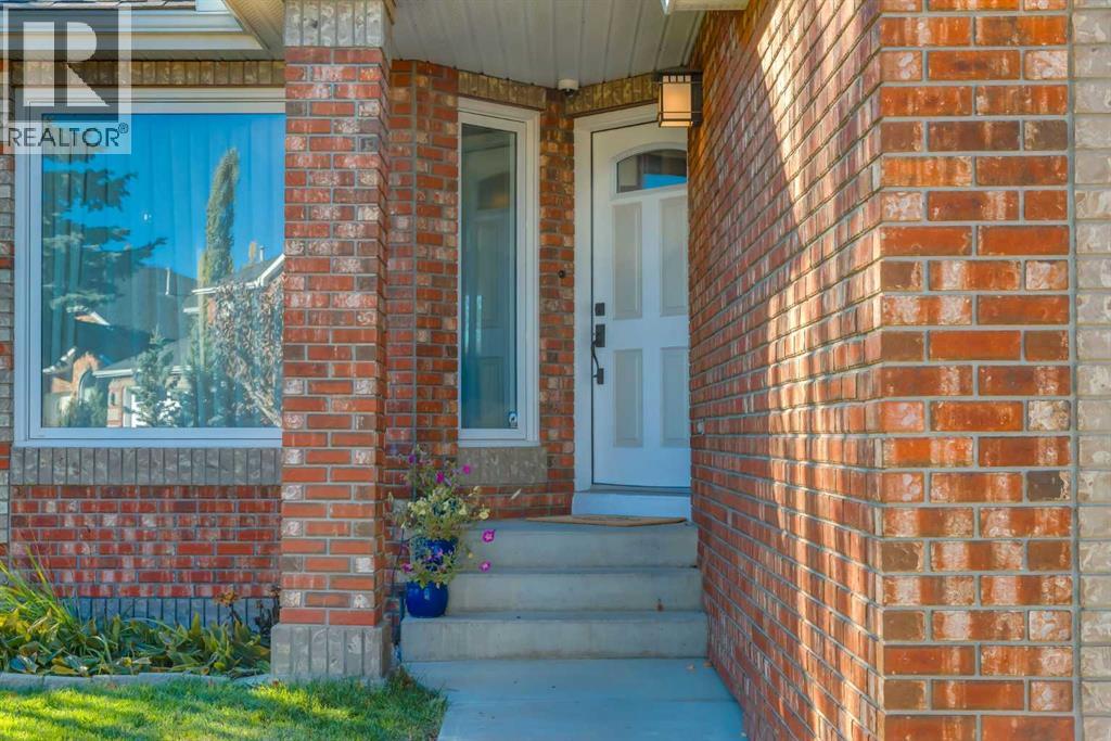 Single Family House for Sale in  Citadel Park NW Citadel Calgary 