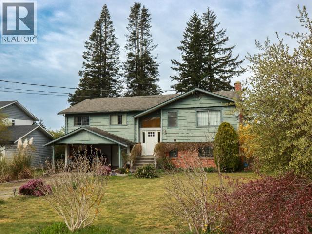 3433 SELKIRK AVE, Powell River