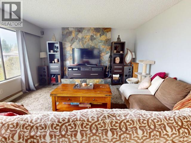 3433 SELKIRK AVE, Powell River