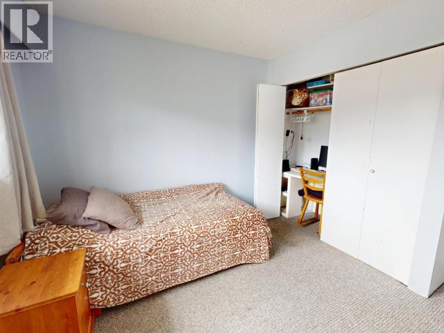 3433 SELKIRK AVE, Powell River