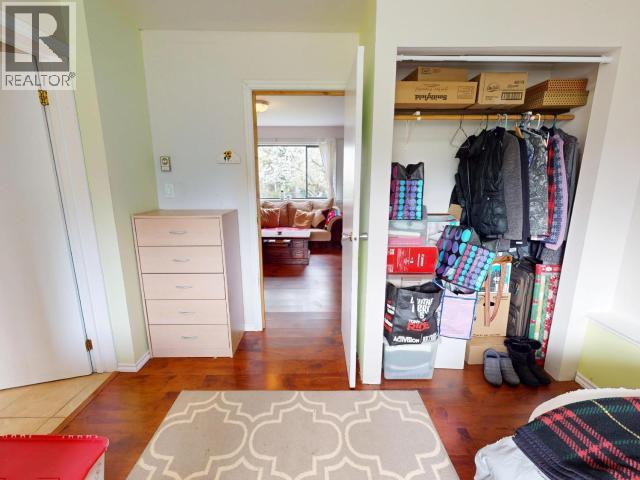 3433 SELKIRK AVE, Powell River