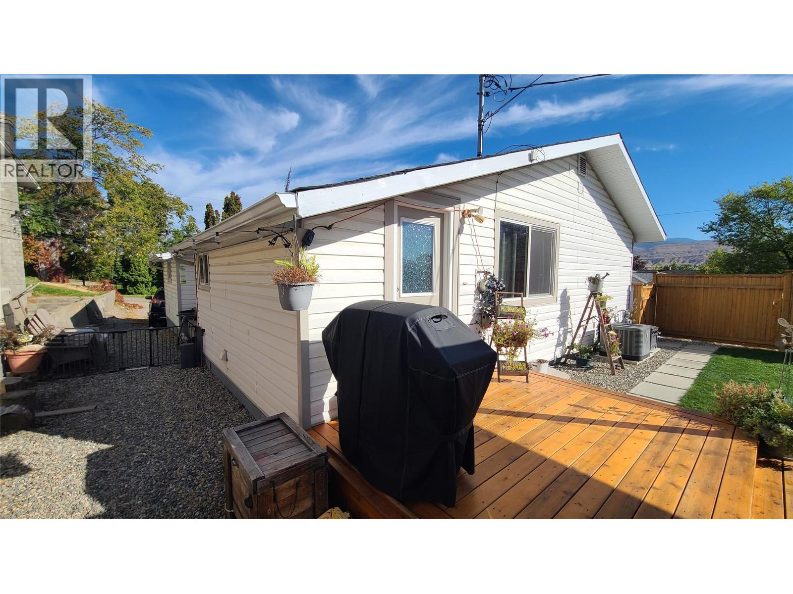  6372 HAVEN Street, Oliver