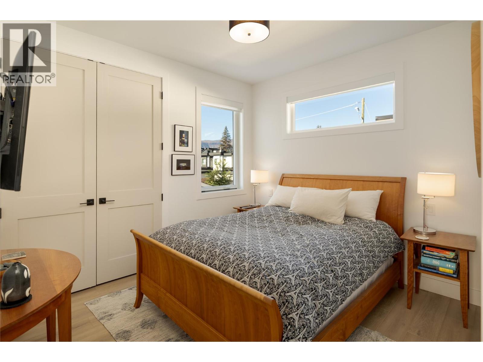  884 Patterson Avenue, Kelowna