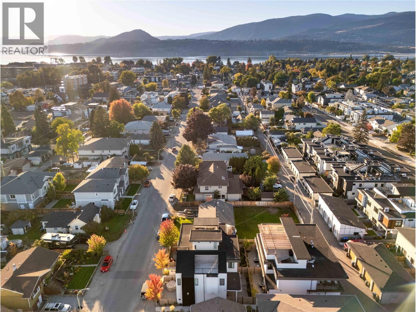  884 Patterson Avenue, Kelowna